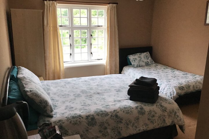 Room 3 of 9