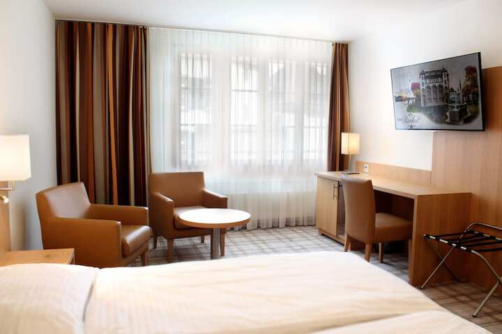 Room 7 of 52