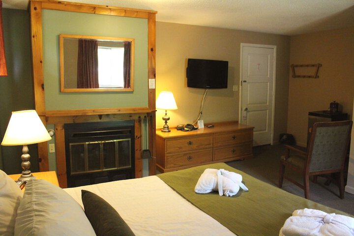 Room 13 of 116