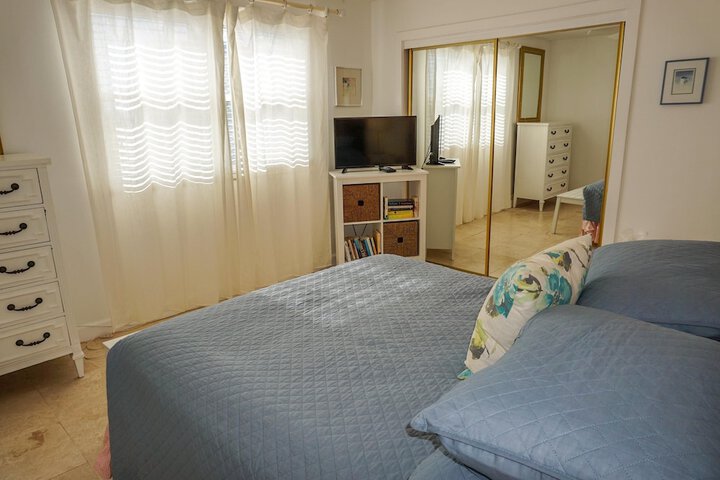 Room 36 of 325