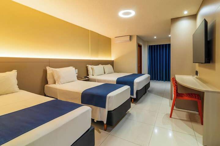 Room 56 of 102