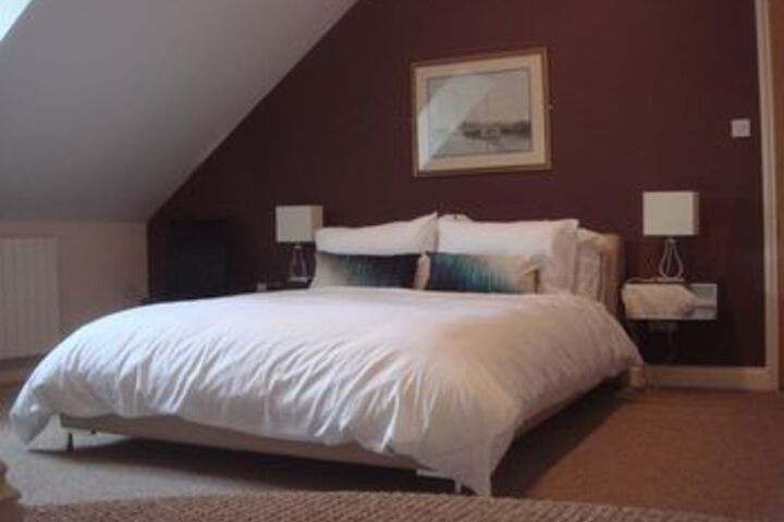 Room 12 of 20