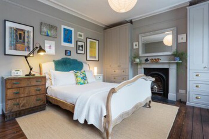 Room 14 of 23