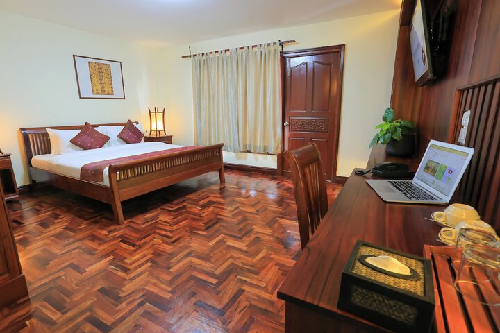 Room 13 of 47