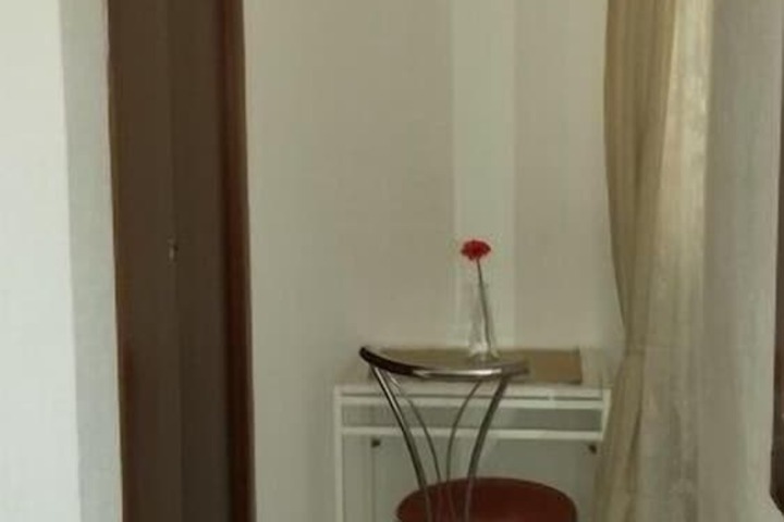 Room 25 of 62