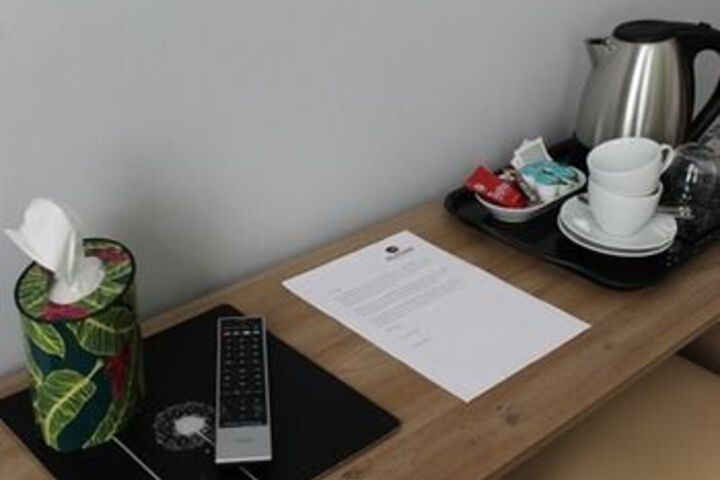 Room 17 of 17
