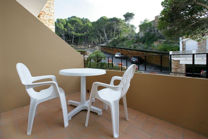Terrace/Patio 8 of 24