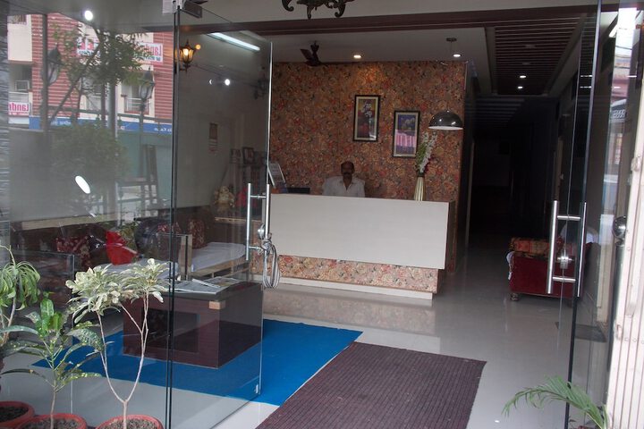 HOTEL ROOPAM DUDHWA