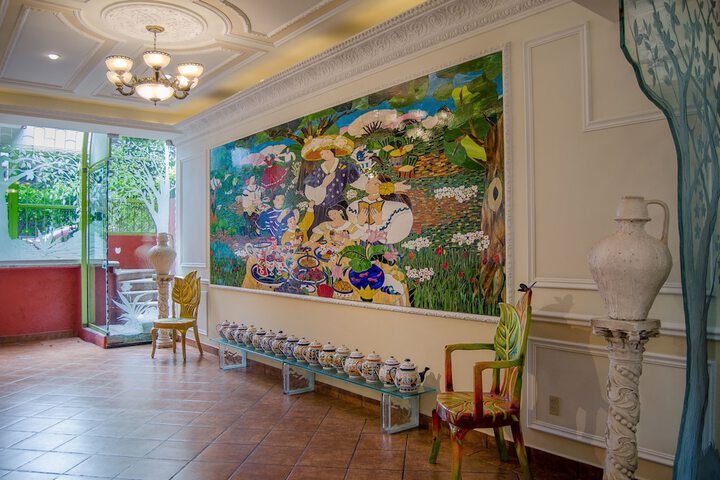 Entrance & Lobby