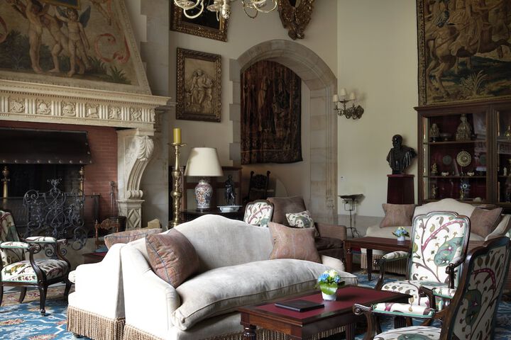 Guest Lobby
