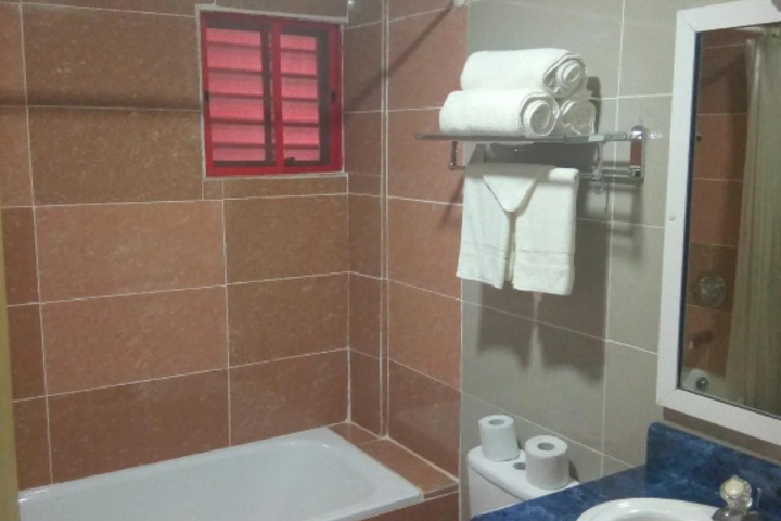 Room 9 of 13
