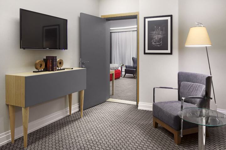 Room 11 of 63