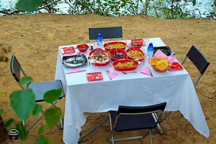 Dining 5 of 14