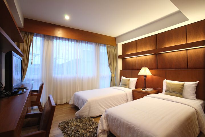 Room 15 of 125