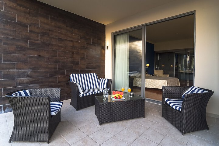 Terrace/Patio 38 of 106