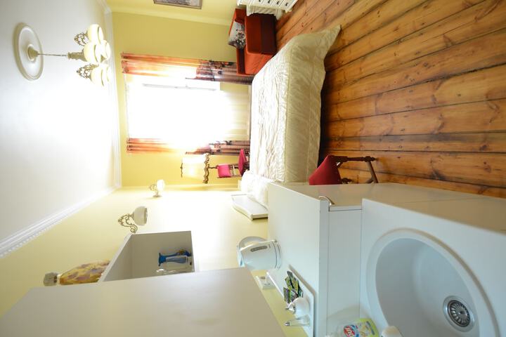 Room 14 of 92