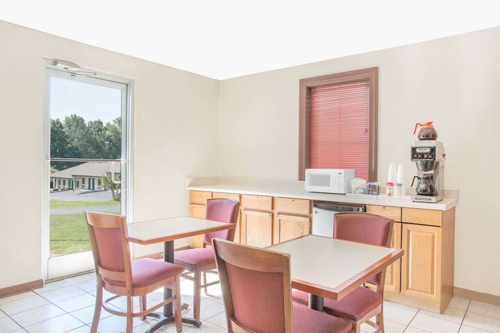 Hotel Interior 4 of 18