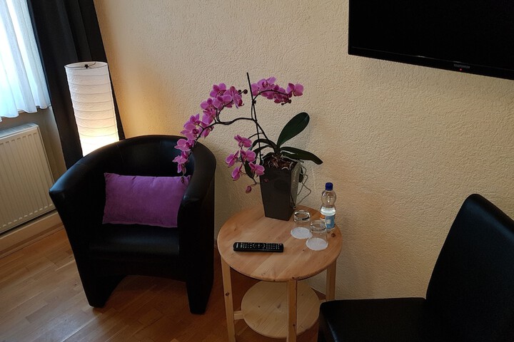 Room 15 of 30