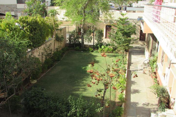 Karuna Niwas