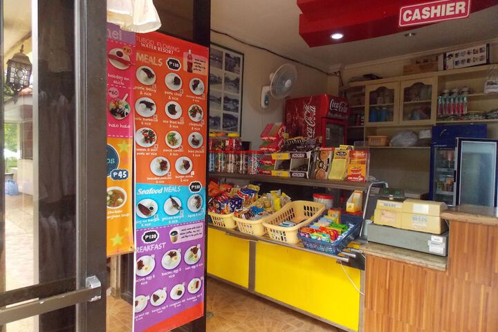 Snack bar