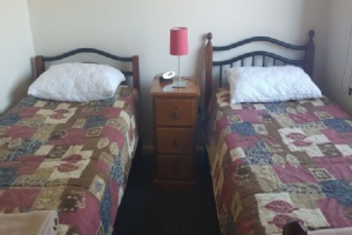 Room 597 of 792