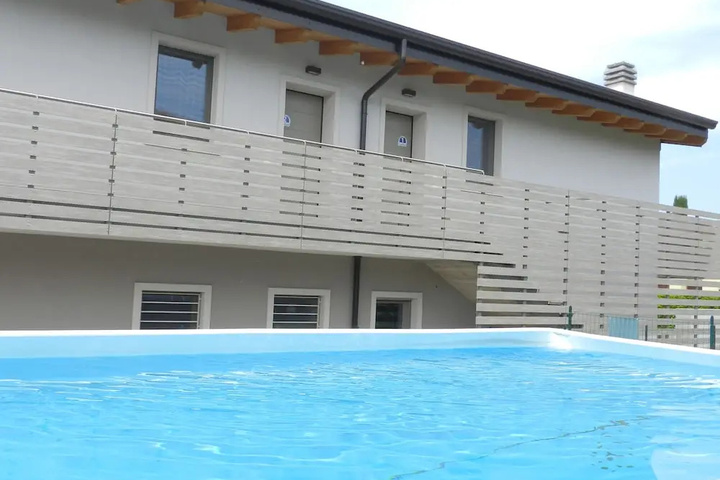 Pool 8 of 17