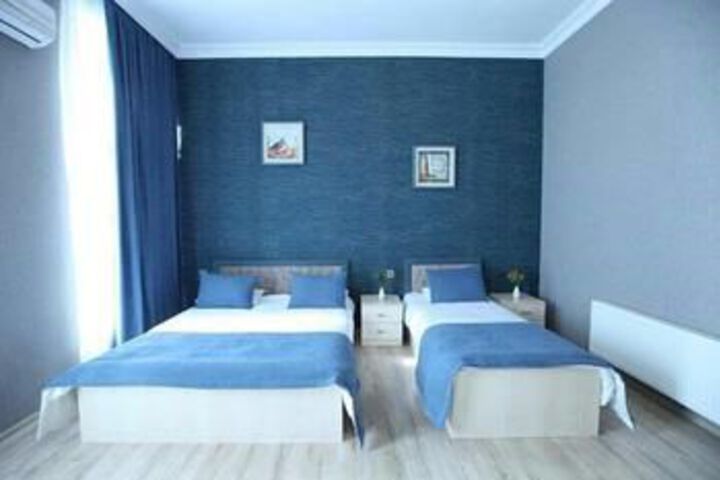 Room 27 of 44