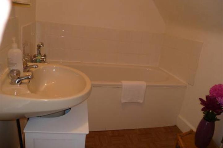 Photo 8