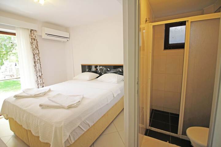 Room 17 of 54
