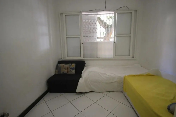 Room 5 of 17