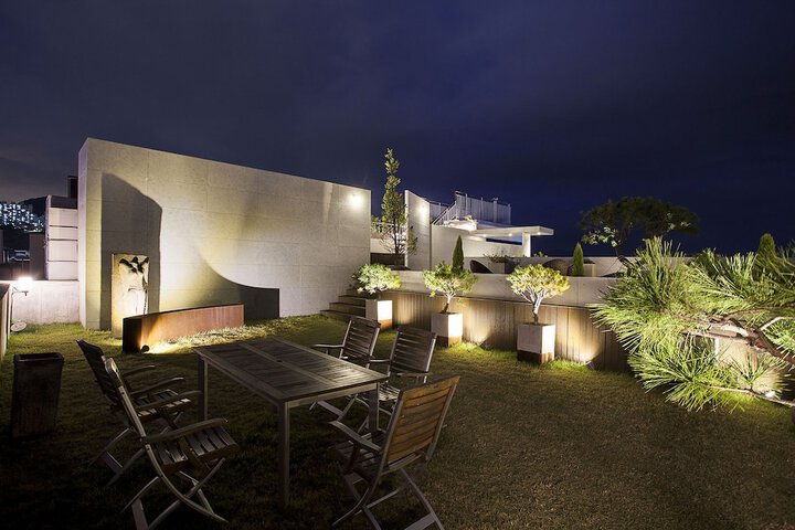 Hotel Exterior 124 of 140