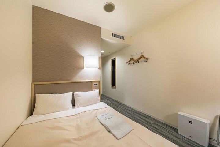 Room 22 of 57