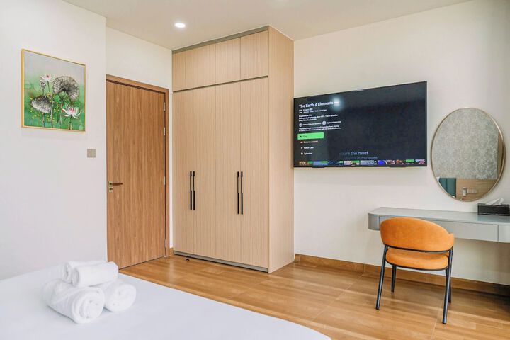 Room 40 of 168