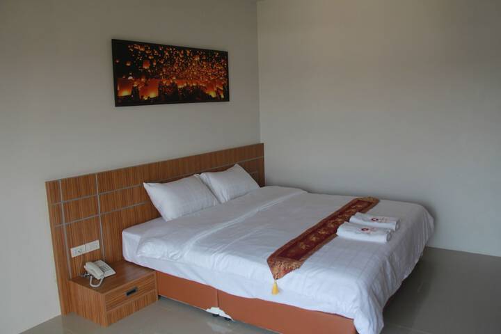Room 5 of 20