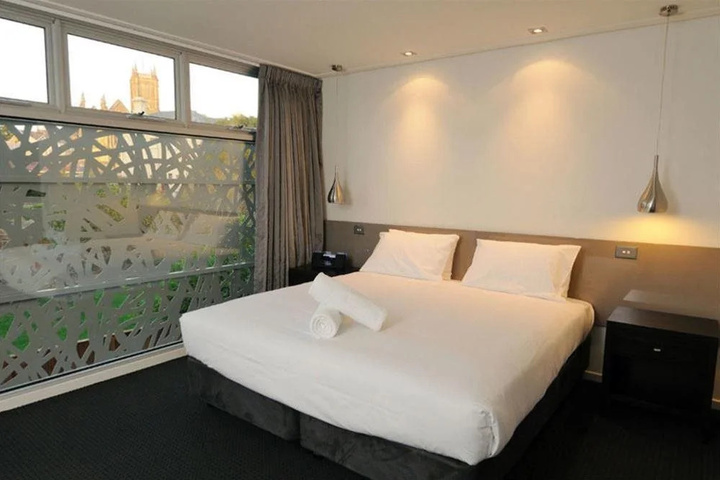Room 2 of 12