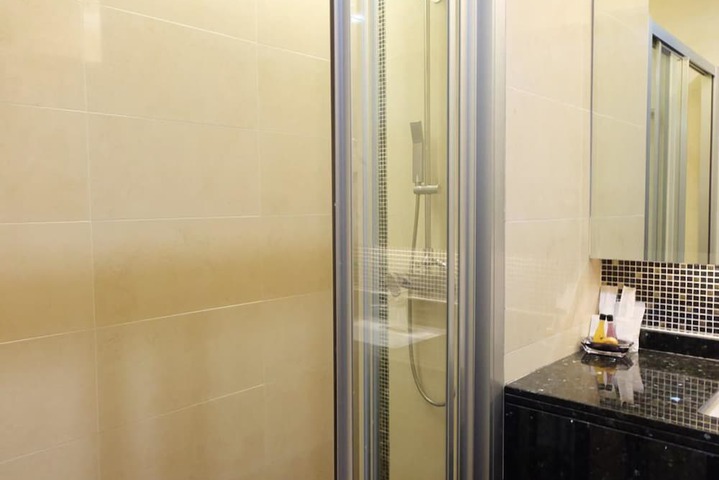 Clean Restrooms