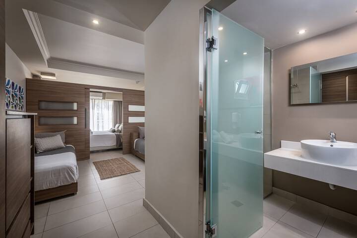 Room 155 of 236