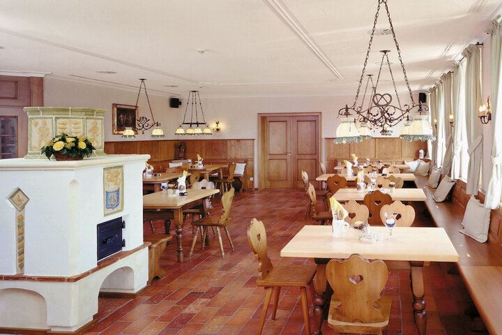 Dining Photos