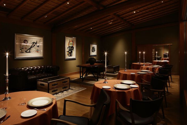 Dining 48 of 73