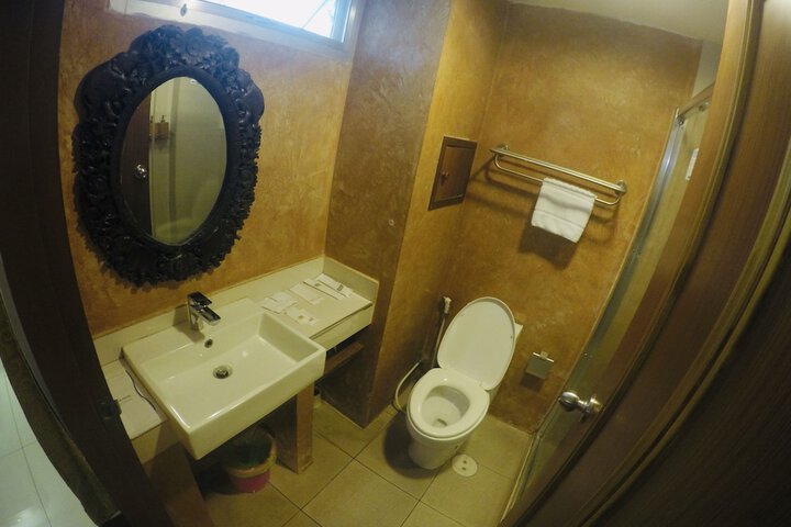 Room 59 of 77