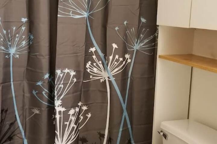Room 16 of 24