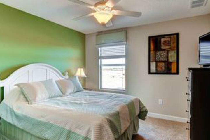 Room 10 of 22