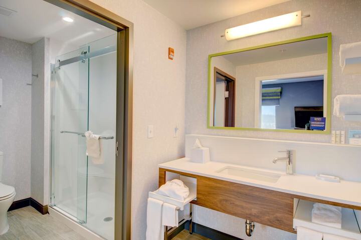 Bathroom shower