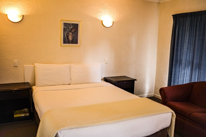 Room 11 of 62