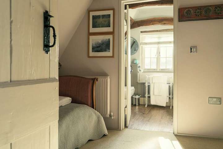 Room 12 of 74