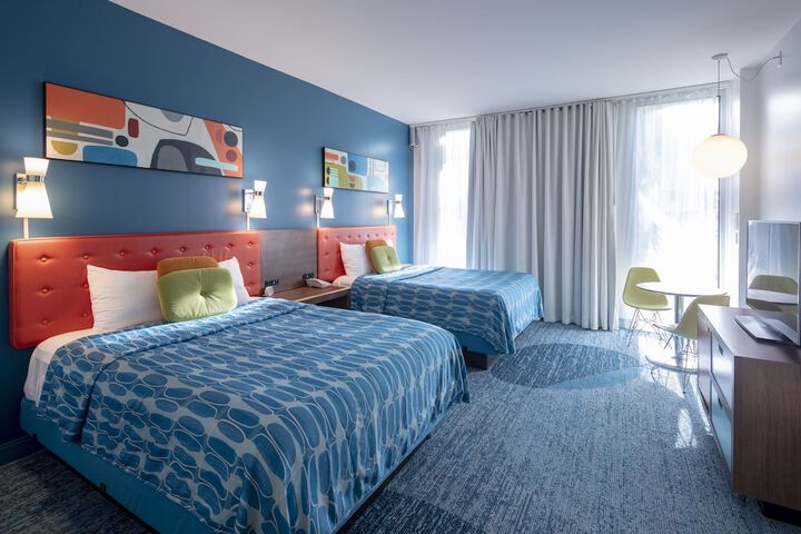 Room 13 of 73