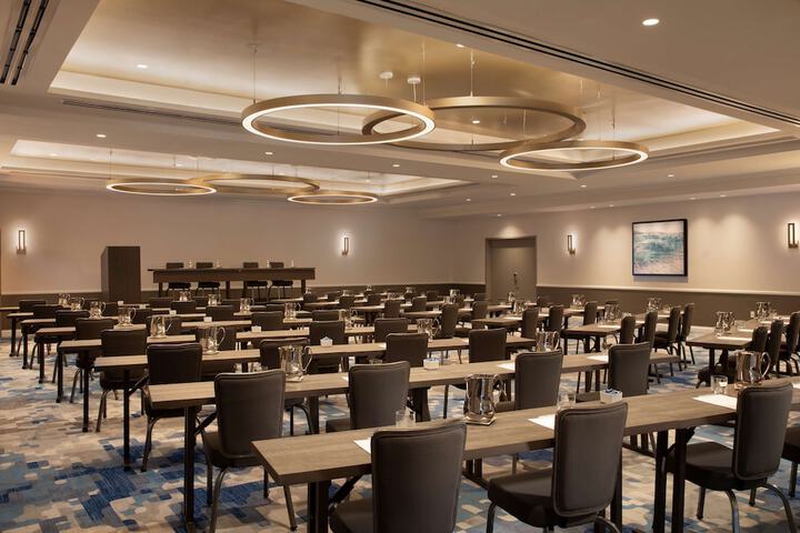 Meeting facility