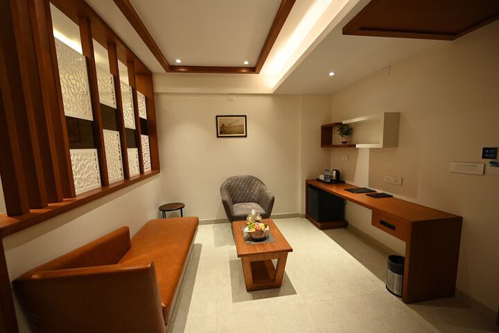 Room 18 of 27