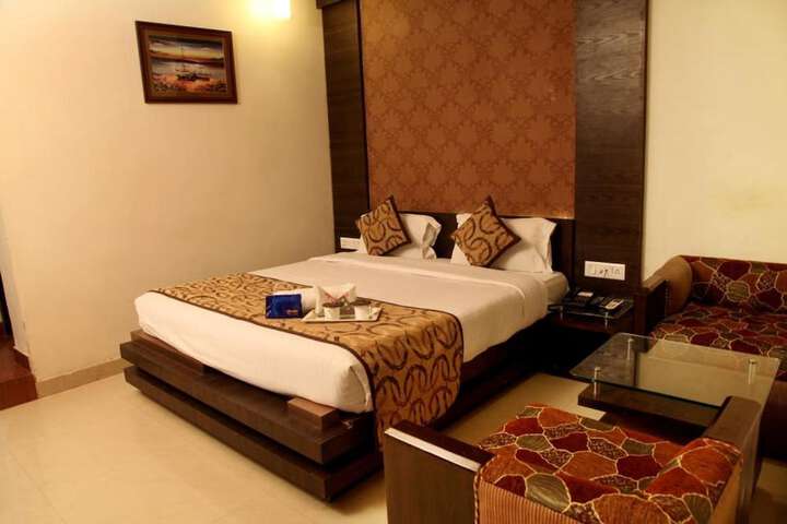 Room 4 of 47