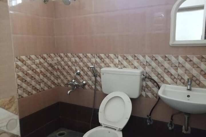 Room 21 of 24